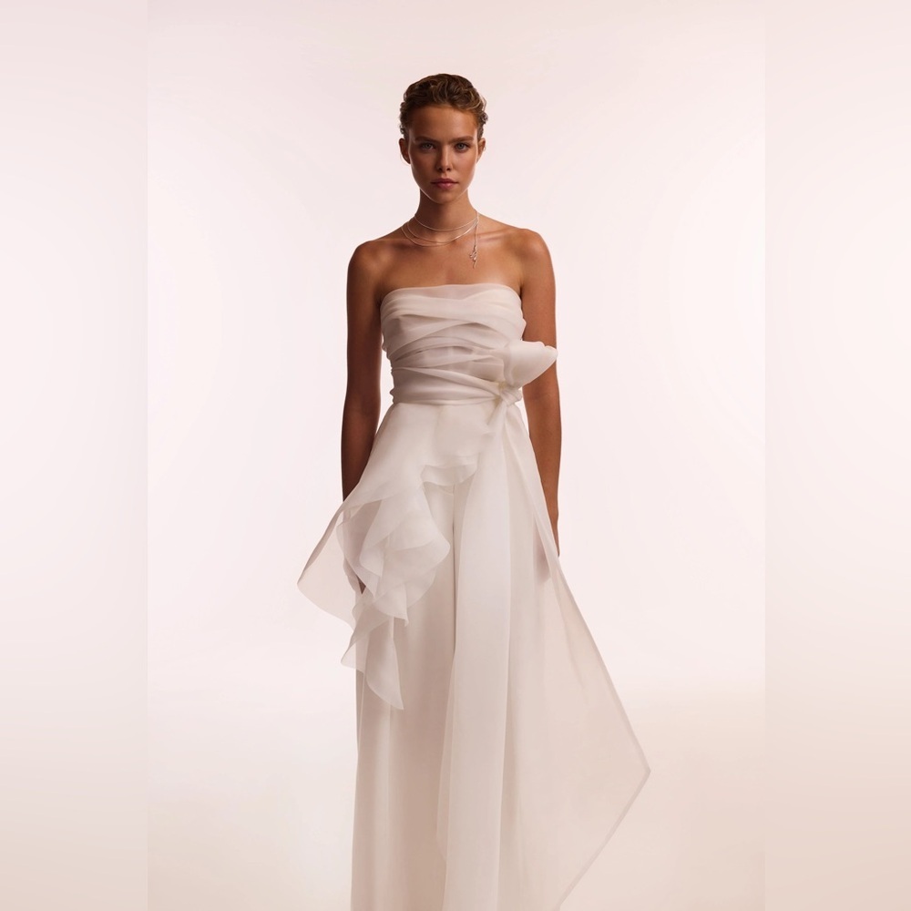 MillaNova Dreamy Blouse with meringue Flounces - Medium